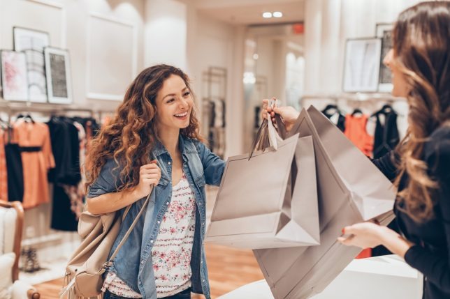 Phân tích hành vi mua sắm của người tiêu dùng
