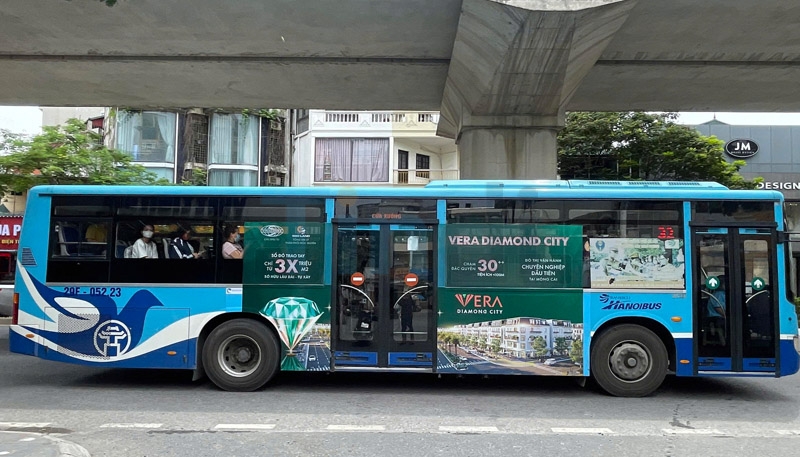 Quảng cáo trên xe buýt là gì? Có thực sự hiệu quả không? 9 Quảng cáo xe buýt tại Hà Nội
