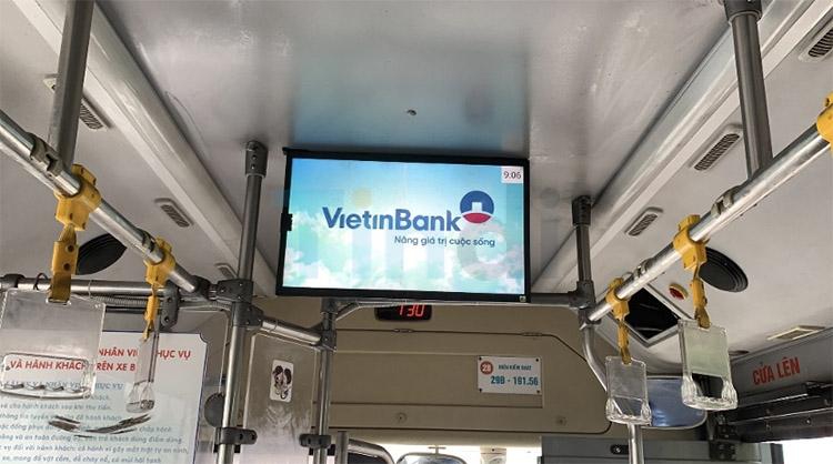 Quảng cáo LCD xe buýt (xe bus) – Kênh truyền thông sống động và hiệu quả 8 Vietinbank thực hiện chiến dich quảng cáo màn hình LCD trong xe buýt tại Hà Nội