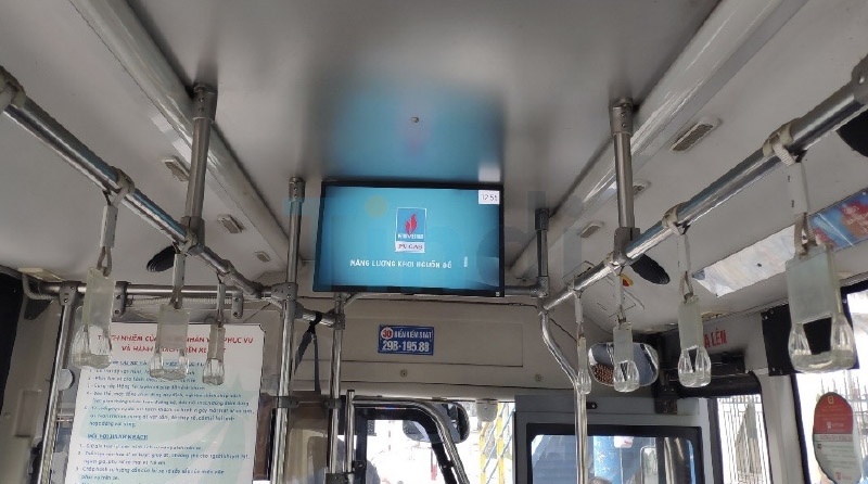 Quảng cáo LCD xe buýt (xe bus) – Kênh truyền thông sống động và hiệu quả 7 Quảng cáo LCD trong xe buýt có lượng người xem tiếp xúc với clip quảng cáo mỗi ngày là rất lớn