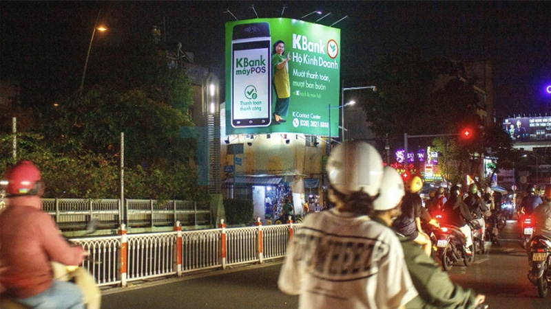 Quảng cáo Pano ngoài trời vẫn là một trong những hình thức quảng cáo truyền thống hiệu quả và bền vững nhất