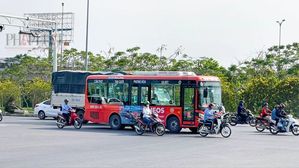 Quảng cáo xe buýt tại Cần Thơ – Kết nối miền Tây năng động 7 Quảng cáo xe Bus Cần Thơ dễ dàng tiếp cận đa dạng nhóm khách hàng tiềm năng
