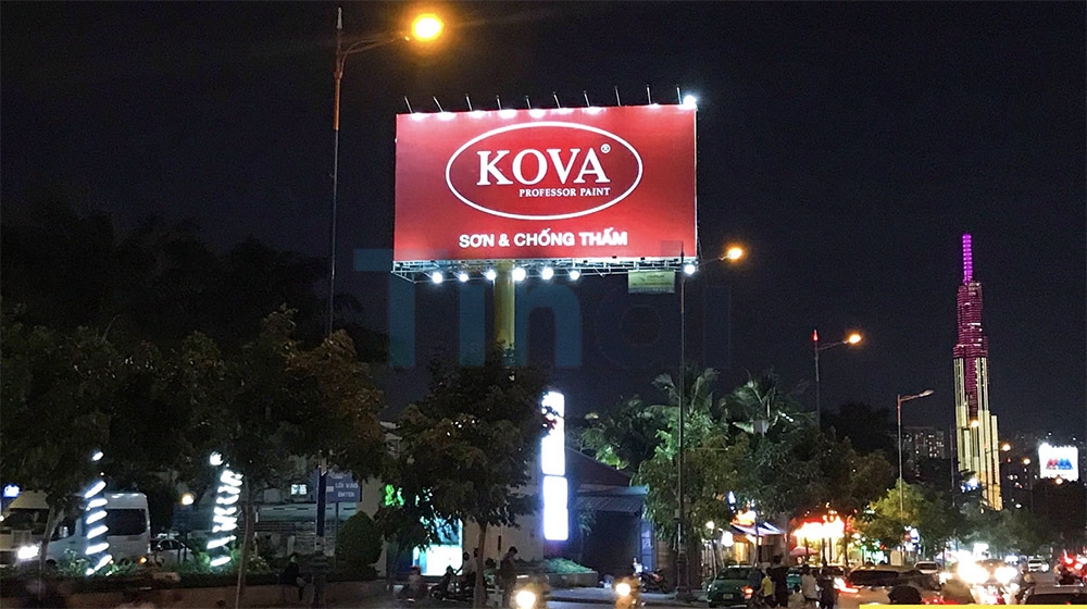 5 vị trí vàng đặt billboard tại TP.HCM bạn nên biết 18 Giá thuê quảng cáo billboard tại TP.HCM dao động từ 30 đến 180 triệu đồng/tháng