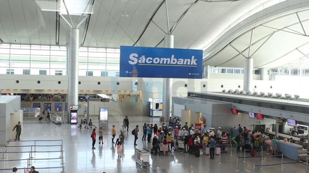 Quảng cáo tại sân bay biển thả trần