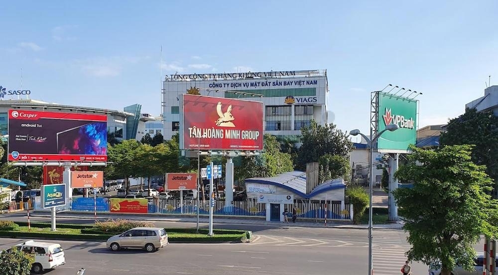 Quảng cáo trong sân bay giúp thương hiệu tiếp cận trực tiếp và chính xác những khách hàng tiềm năng này