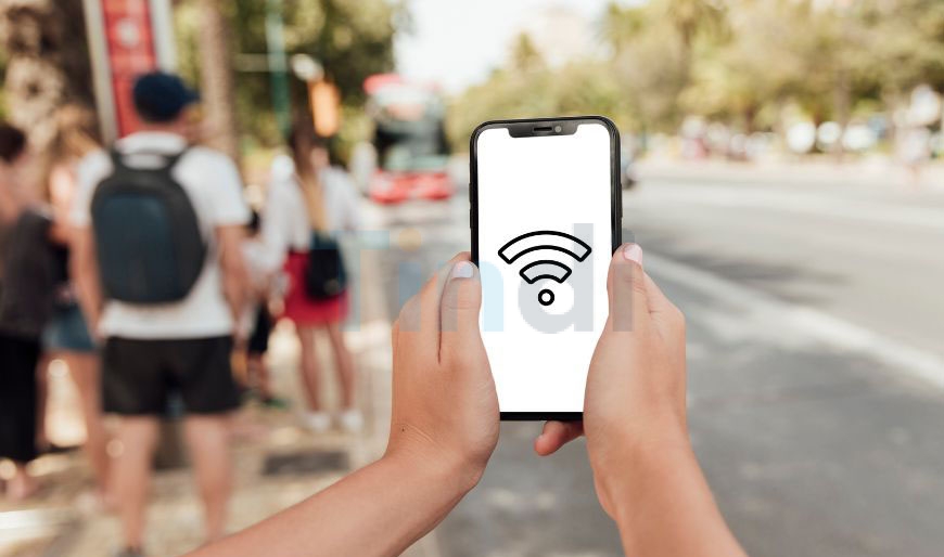 Quảng cáo Wifi ngoài trời đặc biệt phù hợp với các doanh nghiệp sở hữu không gian mở