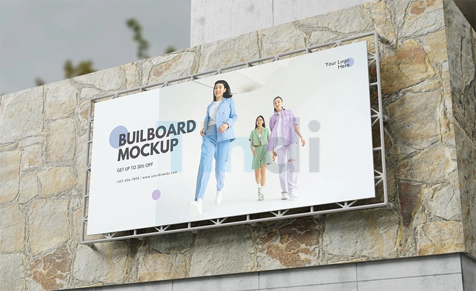 Thiết kế biển quảng cáo ngoài trời, việc tối ưu hóa văn bản đóng vai trò cực kỳ quan trọng