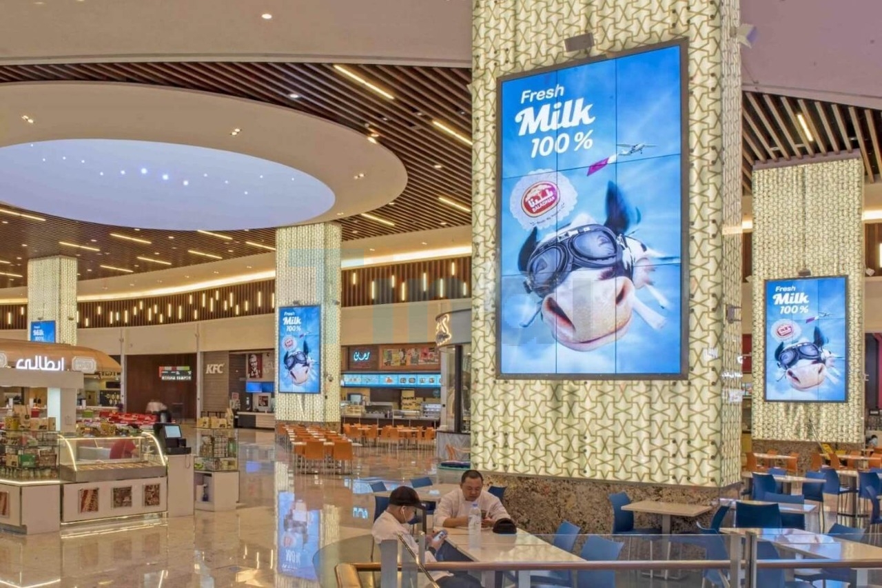 Chi phí quảng cáo thang máy và LCD Building không cố định mà phụ thuộc vào nhiều yếu tố khác nhau