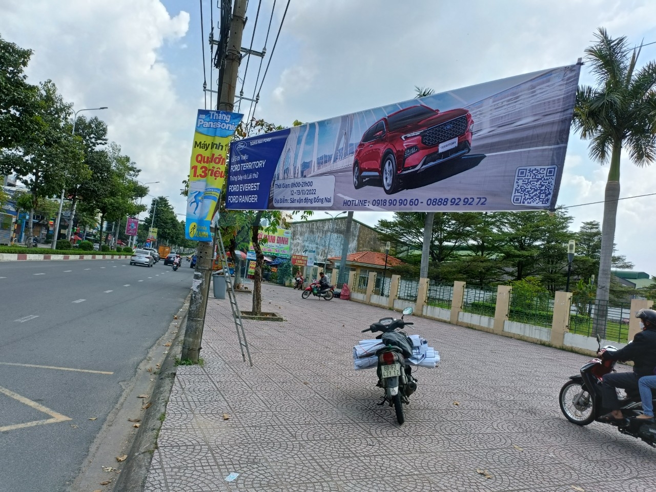 Banner, phướn quảng cáo tiếp cận người xem hiệu quả