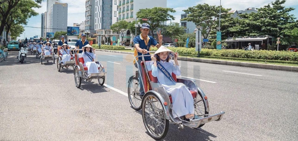 Dịch vụ tổ chức chạy Roadshow xích lô sáng tạo, ấn tượng | Báo giá & triển khai toàn quốc 15 Roadshow xích lô di chuyển chậm tăng thời gian tiếp cận khách hàng tiềm năng