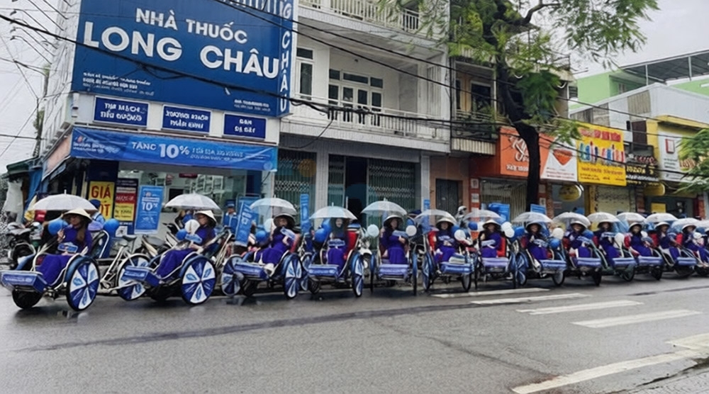 Dịch vụ tổ chức chạy Roadshow xích lô sáng tạo, ấn tượng | Báo giá & triển khai toàn quốc 19 Roadshow xích lô cá tính và thu hút sự chú ý của người đi đường