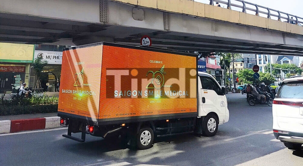 Roadshow LED Truck: Quảng cáo xe tải màn hình LED di động 14 Báo giá của màn hình LED di động phụ thuộc vào nhiều yếu tố