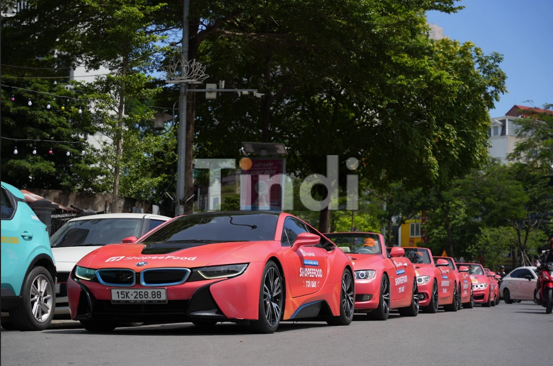 Việc lựa chọn loại xe không chỉ ảnh hưởng đến chi phí mà còn quyết định trực tiếp đến cảm nhận thương hiệu trong mắt khách hàng