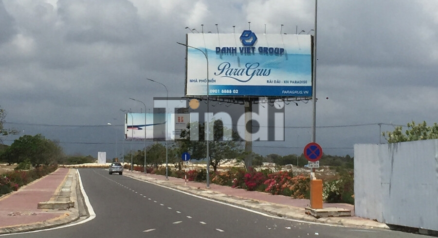 Quảng Cáo Tại Sân Bay Đà Nẵng, Cam Ranh & Phú Quốc: Cơ Hội Vàng Du Lịch 2026 13 Quảng cáo billboard tại lỗi ra sân bay Cam Ranh